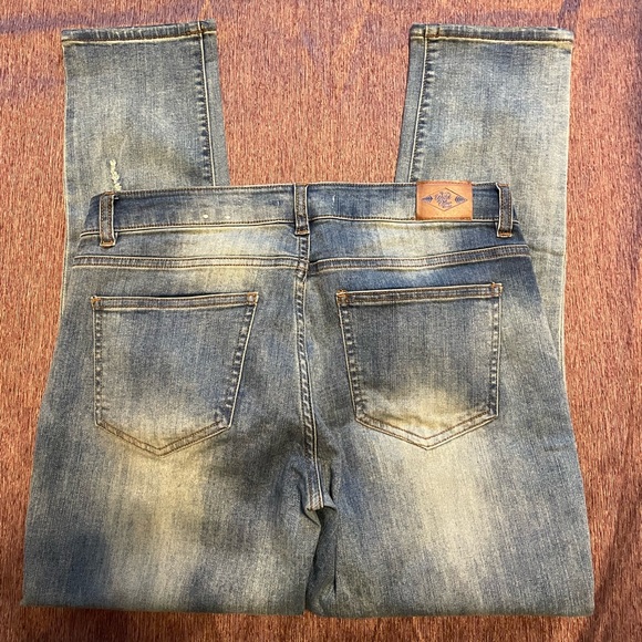 Brand new jeans - Picture 2 of 5